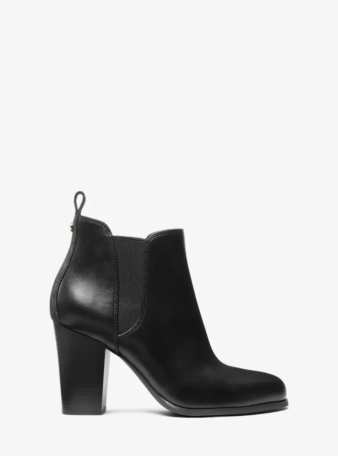 Evaline Signature Logo Trim Boot Evaline Signature Logo Trim Boot