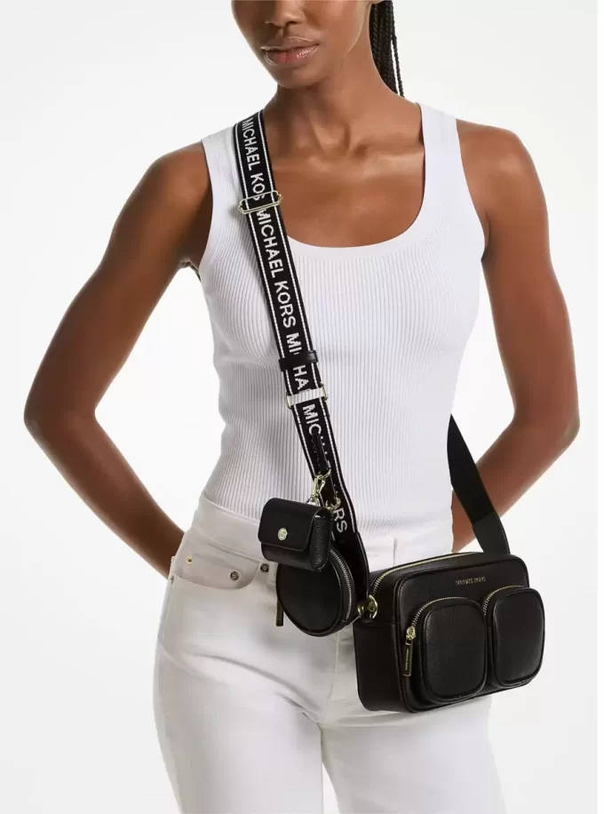 Jet Set Travel Medium Leather Messenger Bag